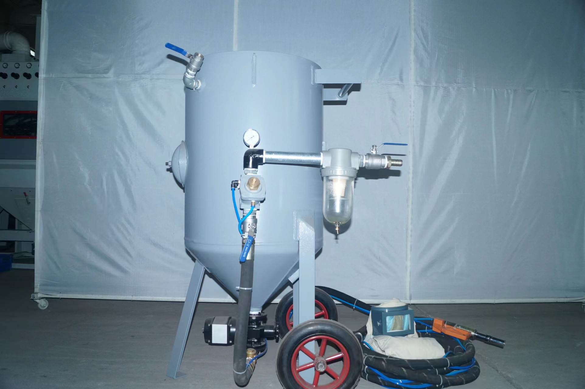濕式噴砂機(jī)助力船舶維修，提升作業(yè)效率